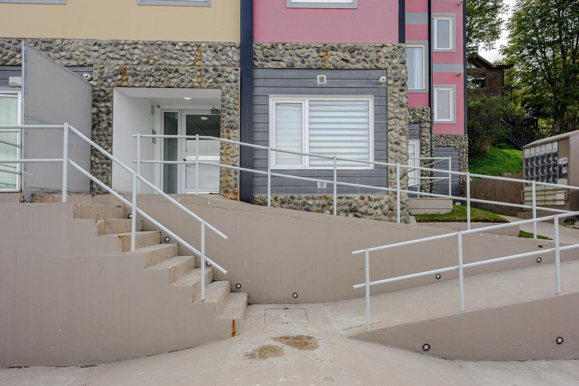 Gray Fox Apartments Las Aljabas Ushuaia Exterior photo